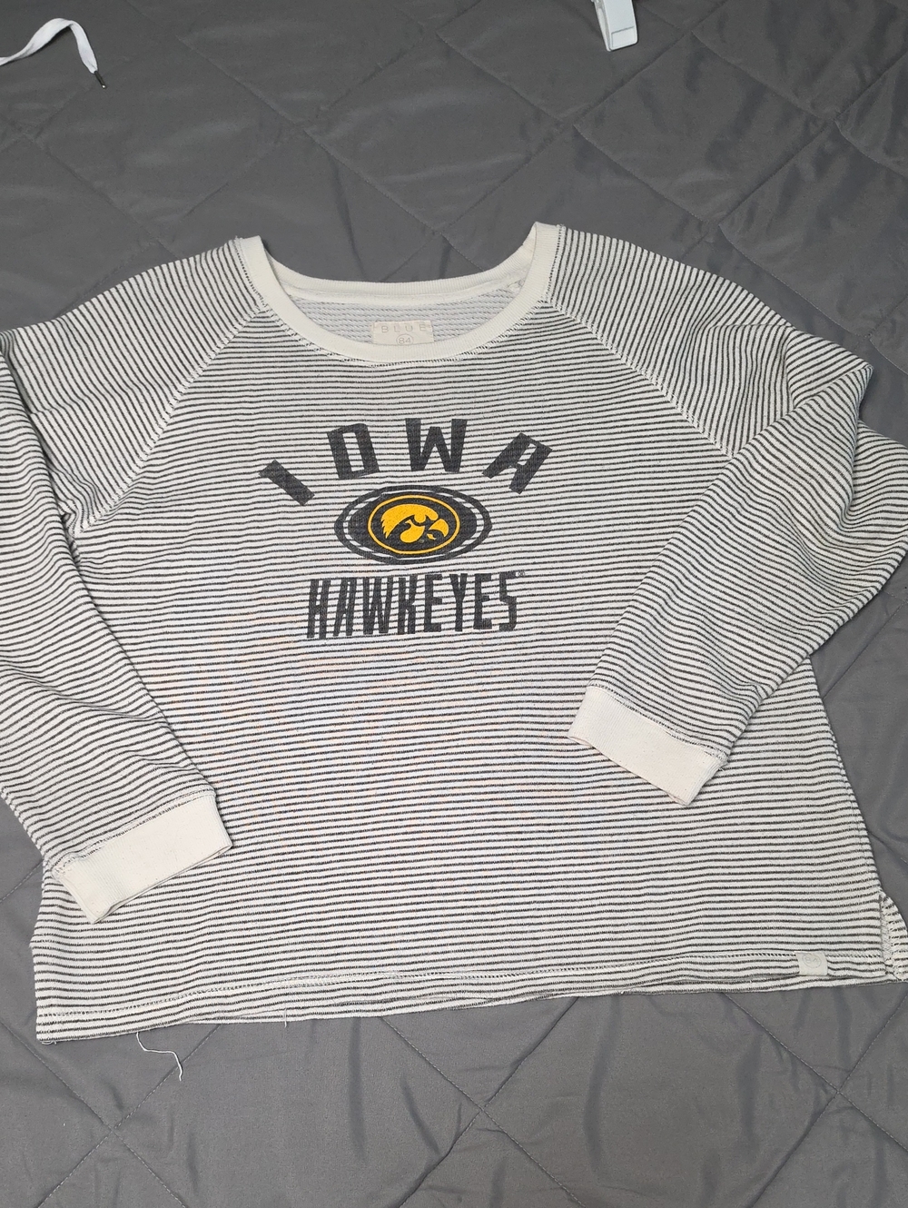 Iowa Hawkeyes Striped Crewneck Sweater - White/Black